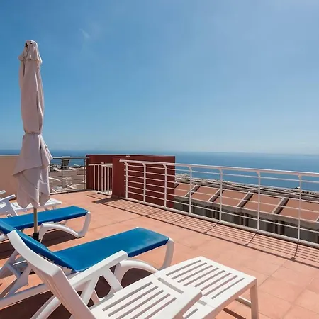 Apartment Modern, Spacious With Roof Terrace Puerto de Santiago (Tenerife)